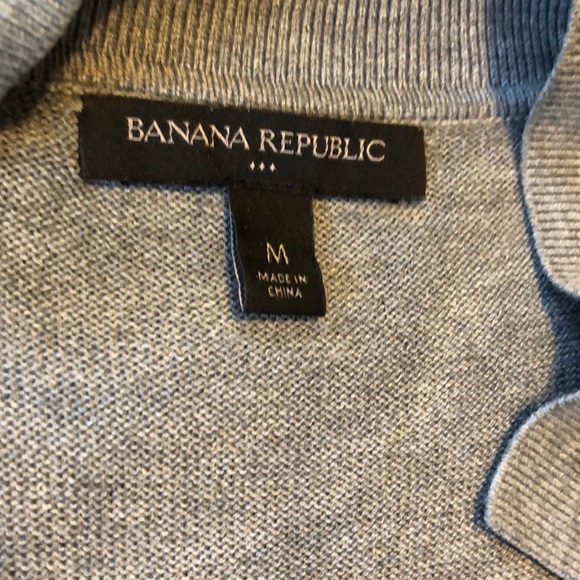 Grey Banana Republic sweater vest with waist tie - Picture 3 of 6